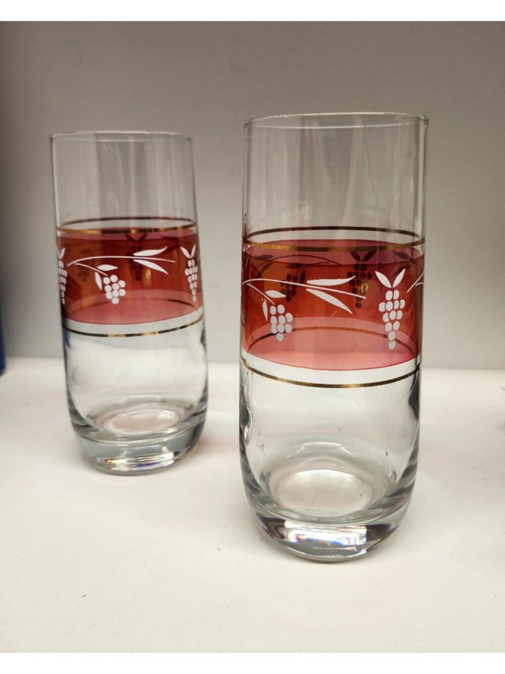2- Italian Glasses Lubiana Spa Italy Grape Vines Red Glass 6"